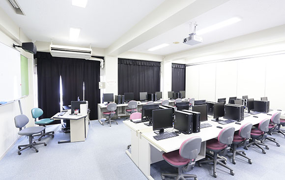 パソコン実習室（4教室）